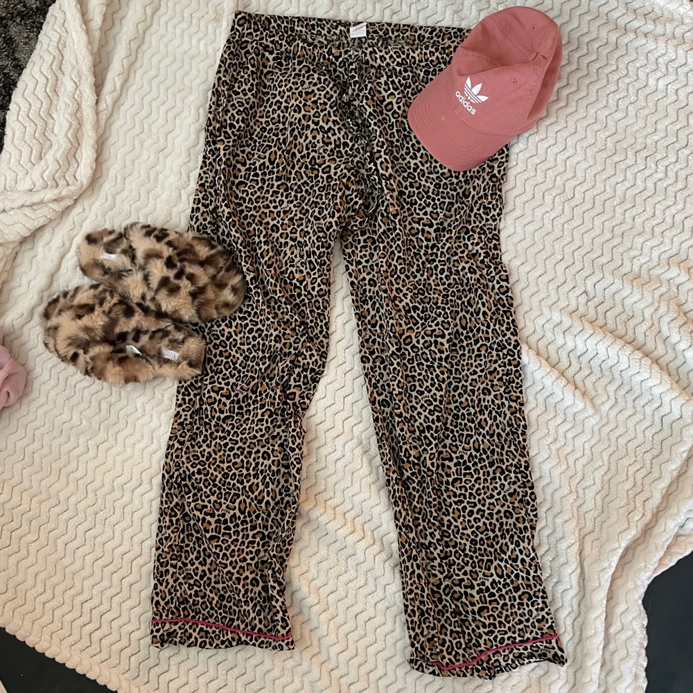 Vintage Victoria’s Secret PINK PJ Pants Cheetah